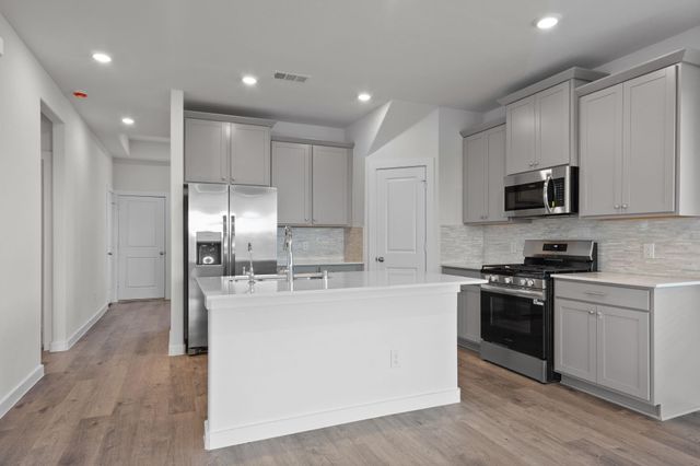 308 Goldeneye Duck Drive, Waller, TX 77484