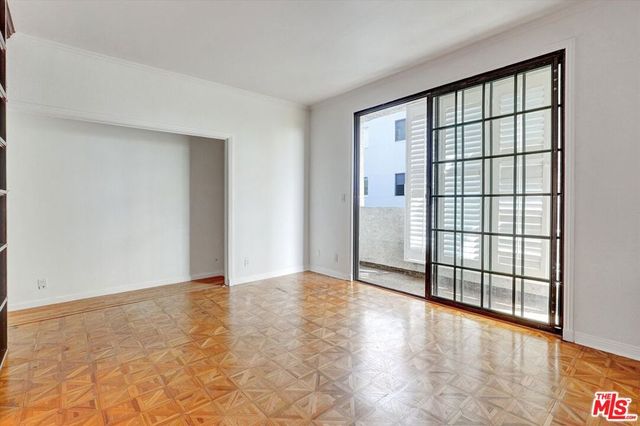 1140 Alta Loma Road 303, West Hollywood, CA 90069