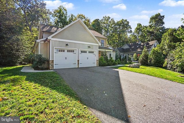115 STONEHEDGE DR, Carlisle, PA 17015