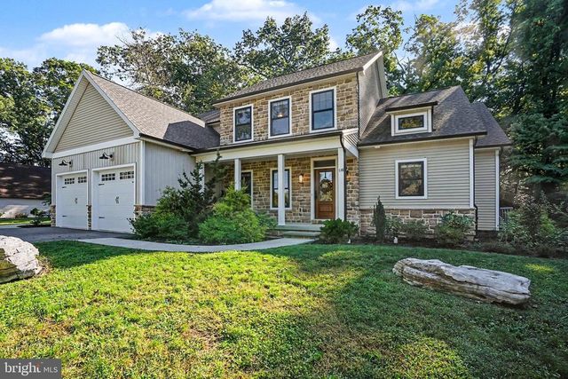 115 STONEHEDGE DR, Carlisle, PA 17015