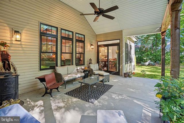 115 STONEHEDGE DR, Carlisle, PA 17015