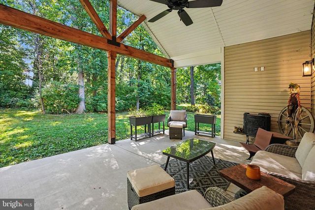 115 STONEHEDGE DR, Carlisle, PA 17015