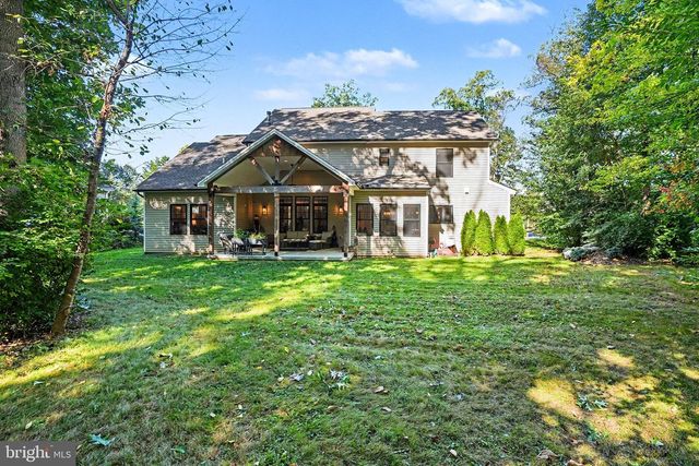 115 STONEHEDGE DR, Carlisle, PA 17015