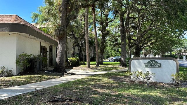 7547 NW 79th Avenue 108, Tamarac, FL 33321