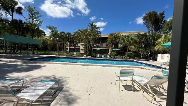 7547 NW 79th Avenue 108, Tamarac, FL 33321