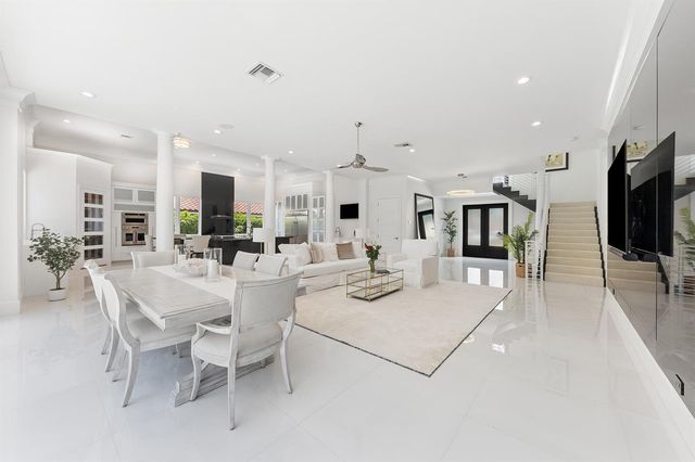 11938 N Lake Drive, Boynton Beach, FL 33436