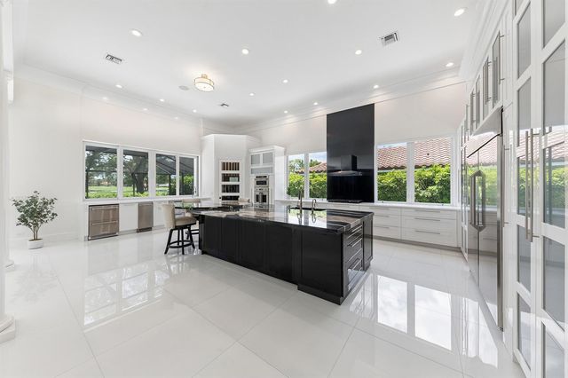11938 N Lake Drive, Boynton Beach, FL 33436