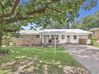 5 Cliffwood Circle, North Little Rock, AR 72118