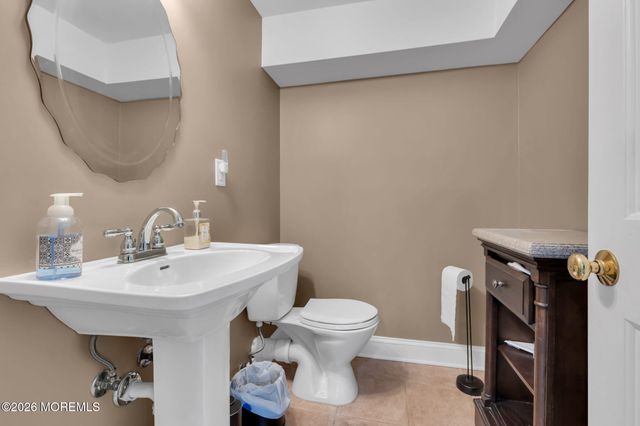 39 Jean Terrace, Red Bank, NJ 07701