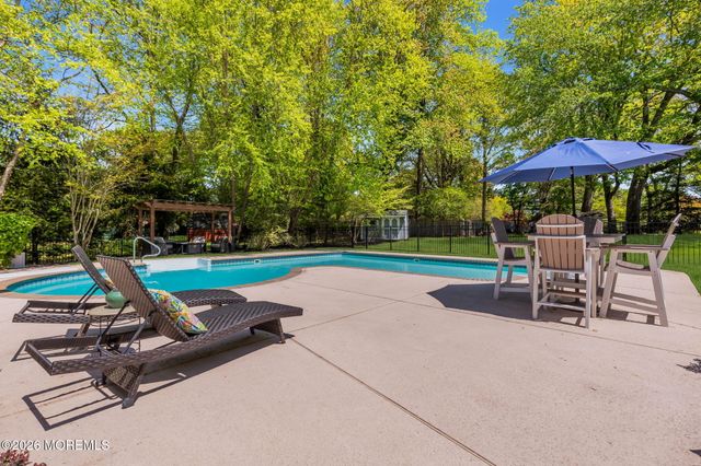 39 Jean Terrace, Red Bank, NJ 07701