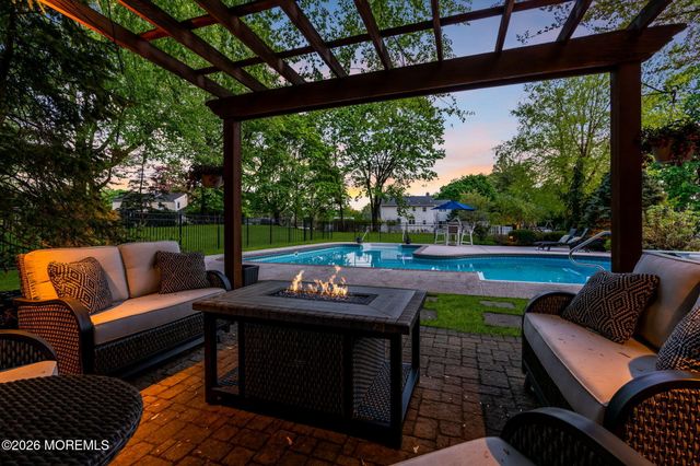 39 Jean Terrace, Red Bank, NJ 07701