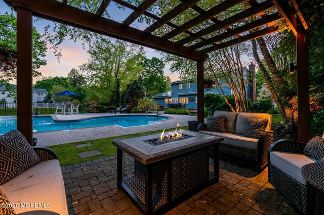 39 Jean Terrace, Red Bank, NJ 07701