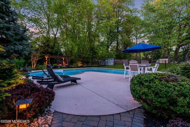 39 Jean Terrace, Red Bank, NJ 07701