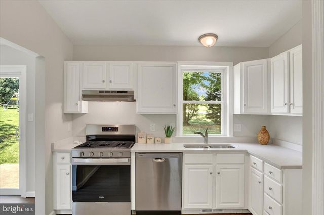 210 RIDERS WAY, Lebanon, PA 17042
