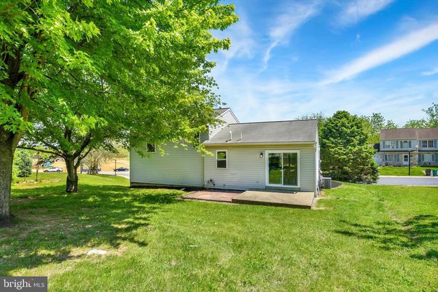 210 RIDERS WAY, Lebanon, PA 17042
