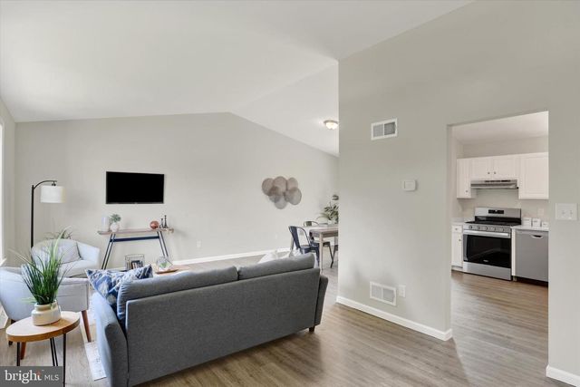 210 RIDERS WAY, Lebanon, PA 17042