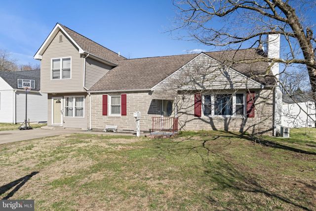 1306 NEW CHESTNUT ST, Bristol, PA 19007