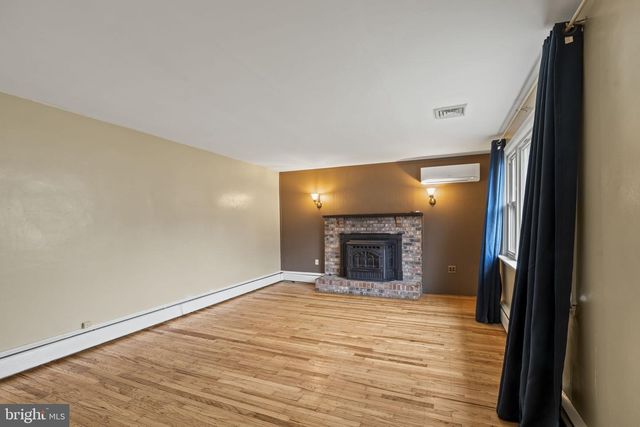 1306 NEW CHESTNUT ST, Bristol, PA 19007