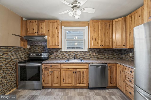 1306 NEW CHESTNUT ST, Bristol, PA 19007