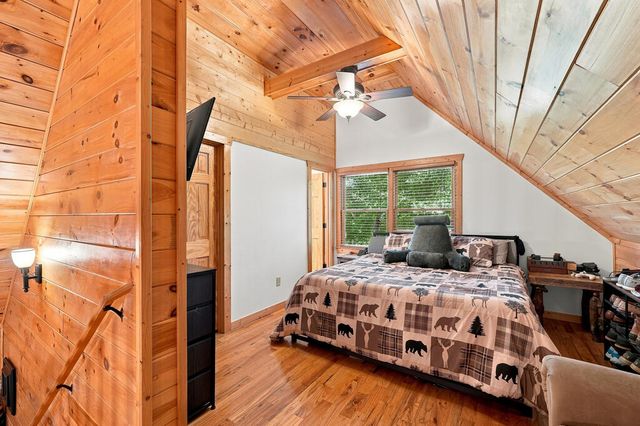 529 Newel Drive, Ellijay, GA 30541