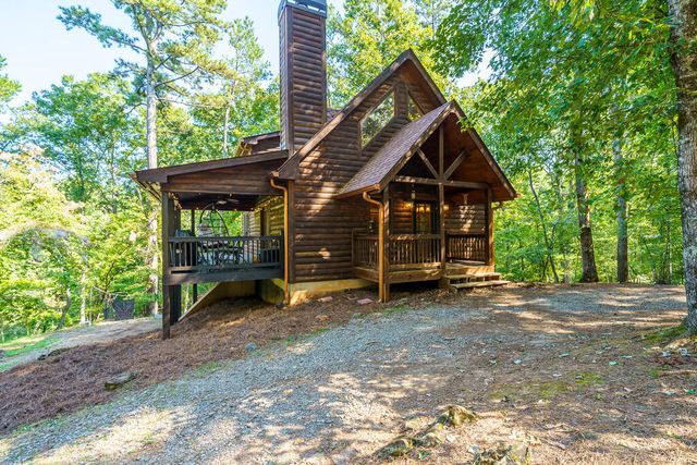 529 Newel Drive, Ellijay, GA 30541