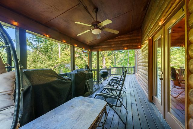 529 Newel Drive, Ellijay, GA 30541