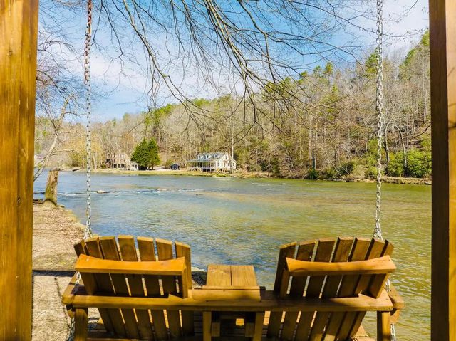 529 Newel Drive, Ellijay, GA 30541