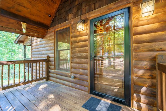 529 Newel Drive, Ellijay, GA 30541