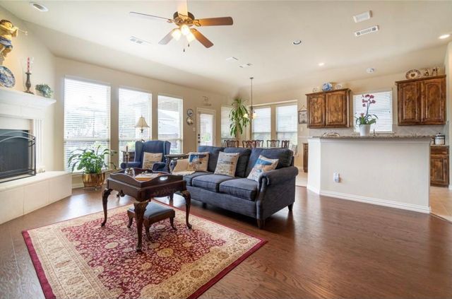 908 Lake Grove Drive, Little Elm, TX 75068