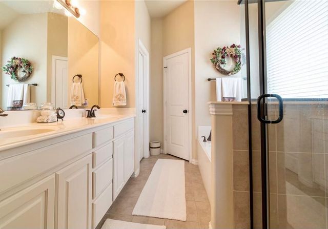 908 Lake Grove Drive, Little Elm, TX 75068