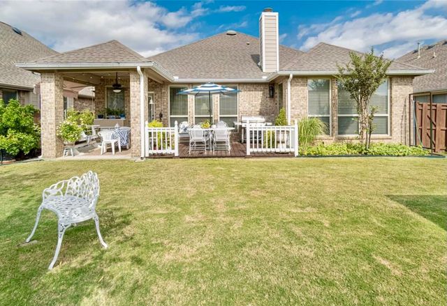 908 Lake Grove Drive, Little Elm, TX 75068