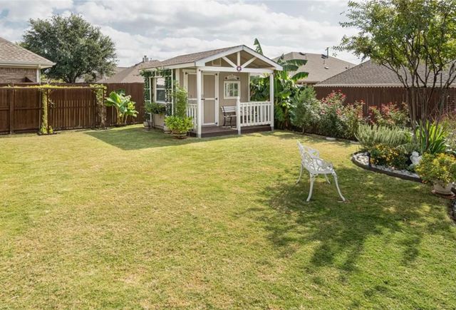 908 Lake Grove Drive, Little Elm, TX 75068