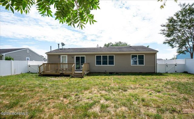614 Pine Street, Lanoka Harbor, NJ 08734