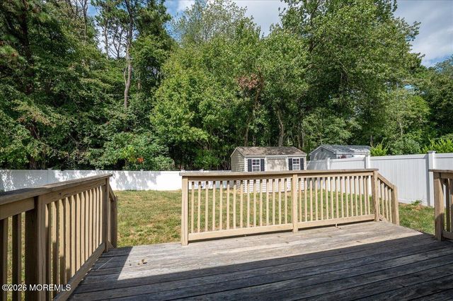 614 Pine Street, Lanoka Harbor, NJ 08734