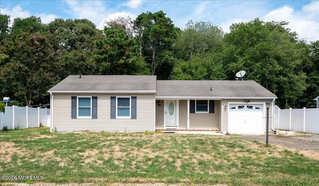 614 Pine Street, Lanoka Harbor, NJ 08734