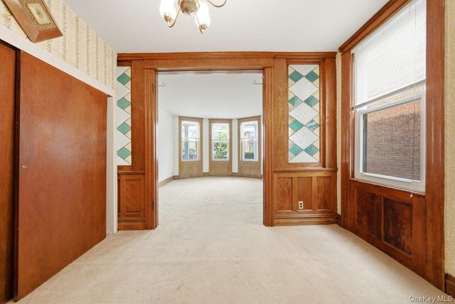 310 E 236th Street, Bronx, NY 10470