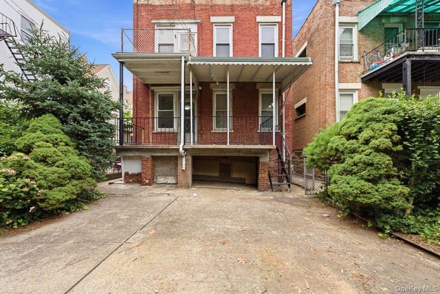 310 E 236th Street, Bronx, NY 10470