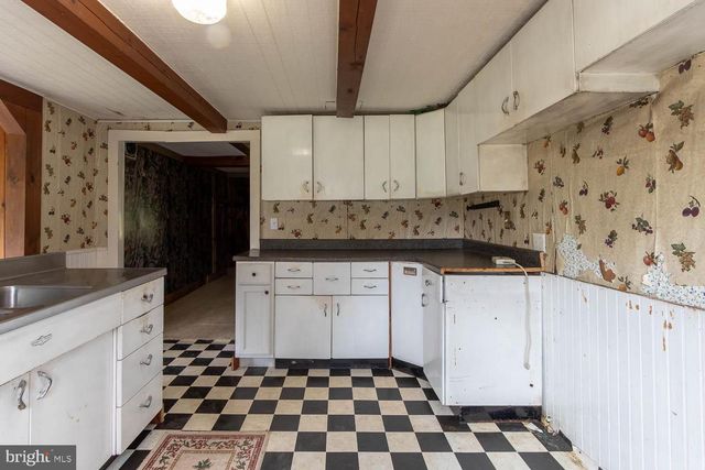 993 PINCHY RD, Morrisdale, PA 16858