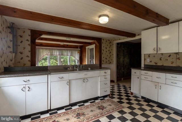 993 PINCHY RD, Morrisdale, PA 16858