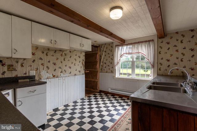 993 PINCHY RD, Morrisdale, PA 16858