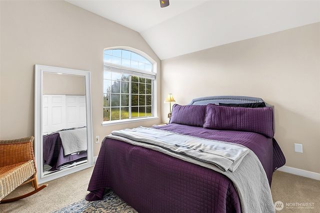 31015 W Lake Morton Drive SE, Kent, WA 98042