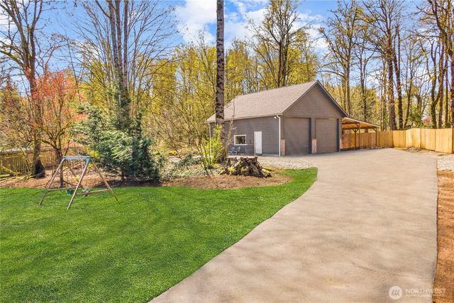 31015 W Lake Morton Drive SE, Kent, WA 98042