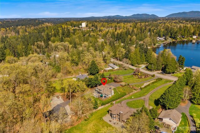31015 W Lake Morton Drive SE, Kent, WA 98042