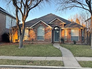 11264 Clover Knoll Drive, Frisco, TX 75035