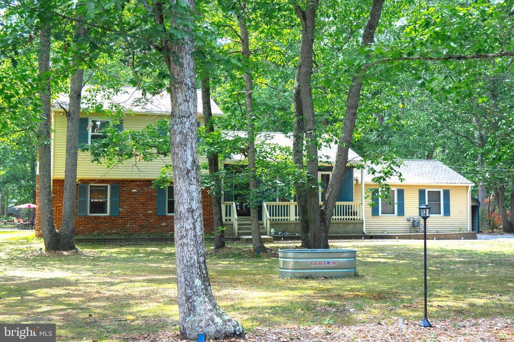 28 ELMWOOD DR, Tabernacle, NJ 08088