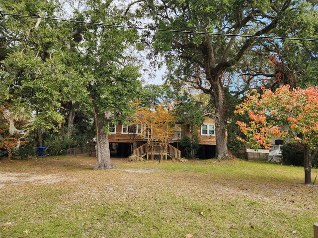 28 32nd Avenue, Isle Of Palms, SC 29451