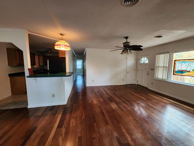 28 32nd Avenue, Isle Of Palms, SC 29451