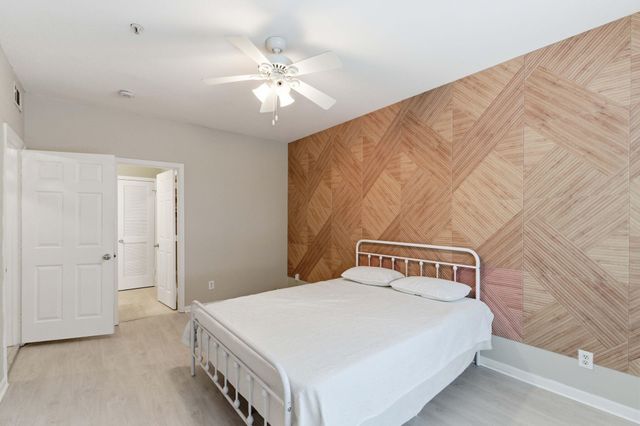 700 Daniel Ellis Drive Apt 8106, Charleston, SC 29412