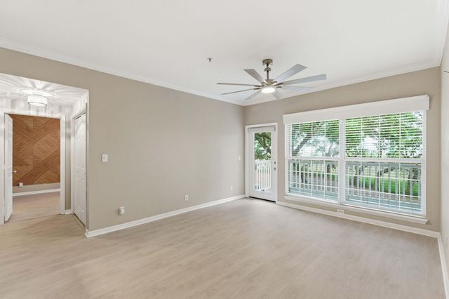 700 Daniel Ellis Drive Apt 8106, Charleston, SC 29412