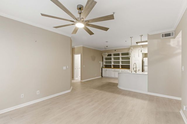 700 Daniel Ellis Drive Apt 8106, Charleston, SC 29412